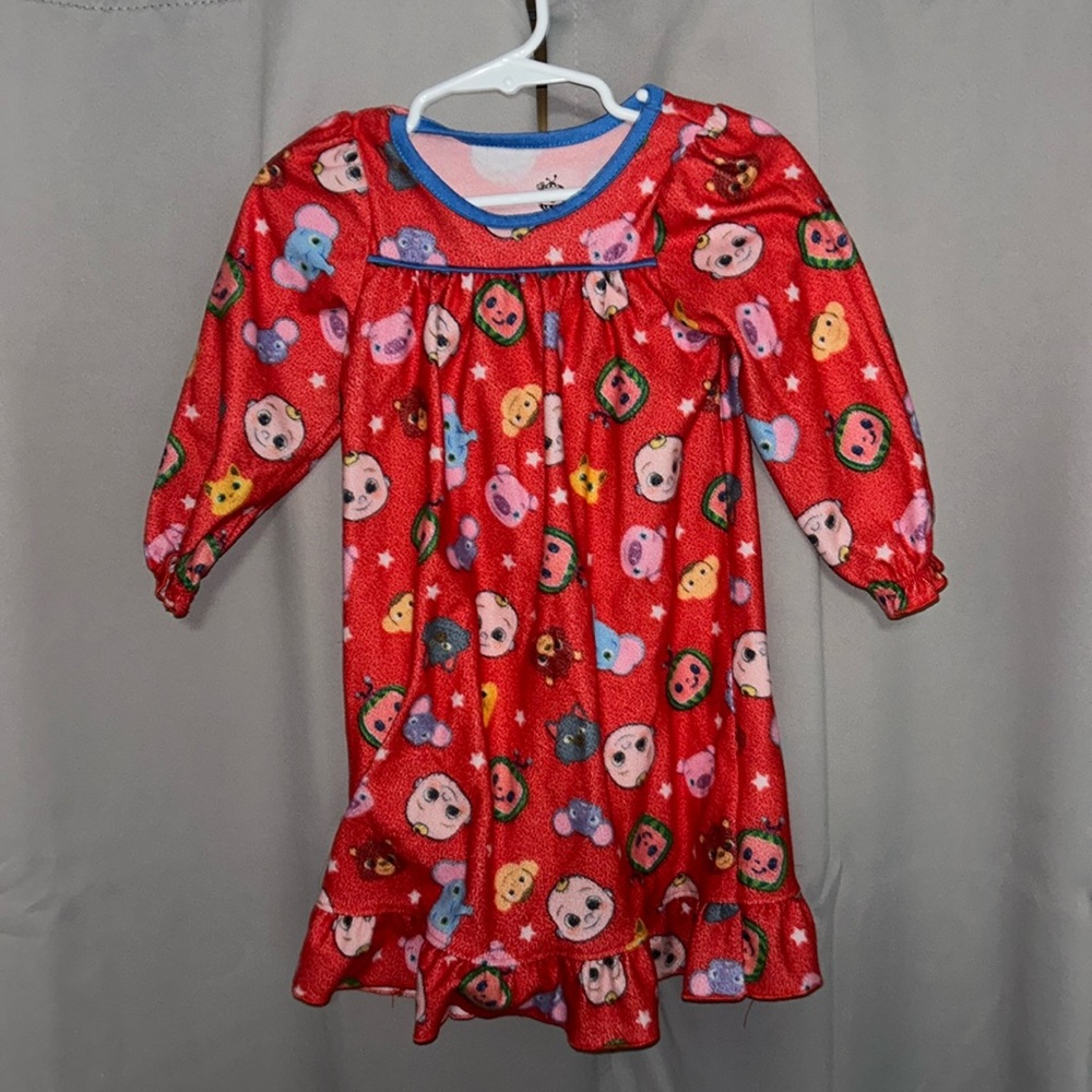 DONATED Cocomelon Nightgown EUC